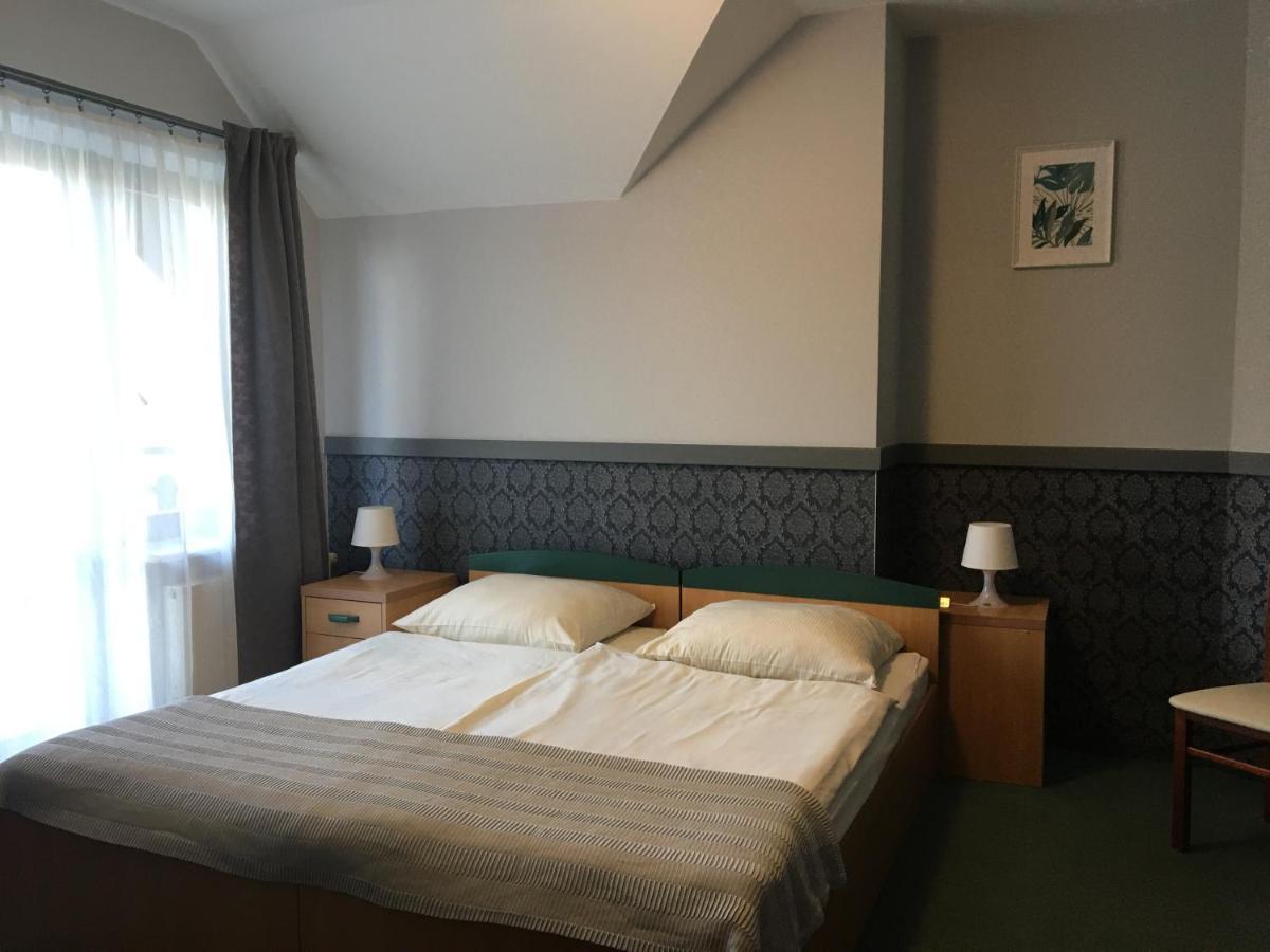 Emilia Hotel Wysowa-Zdrój Kültér fotó
